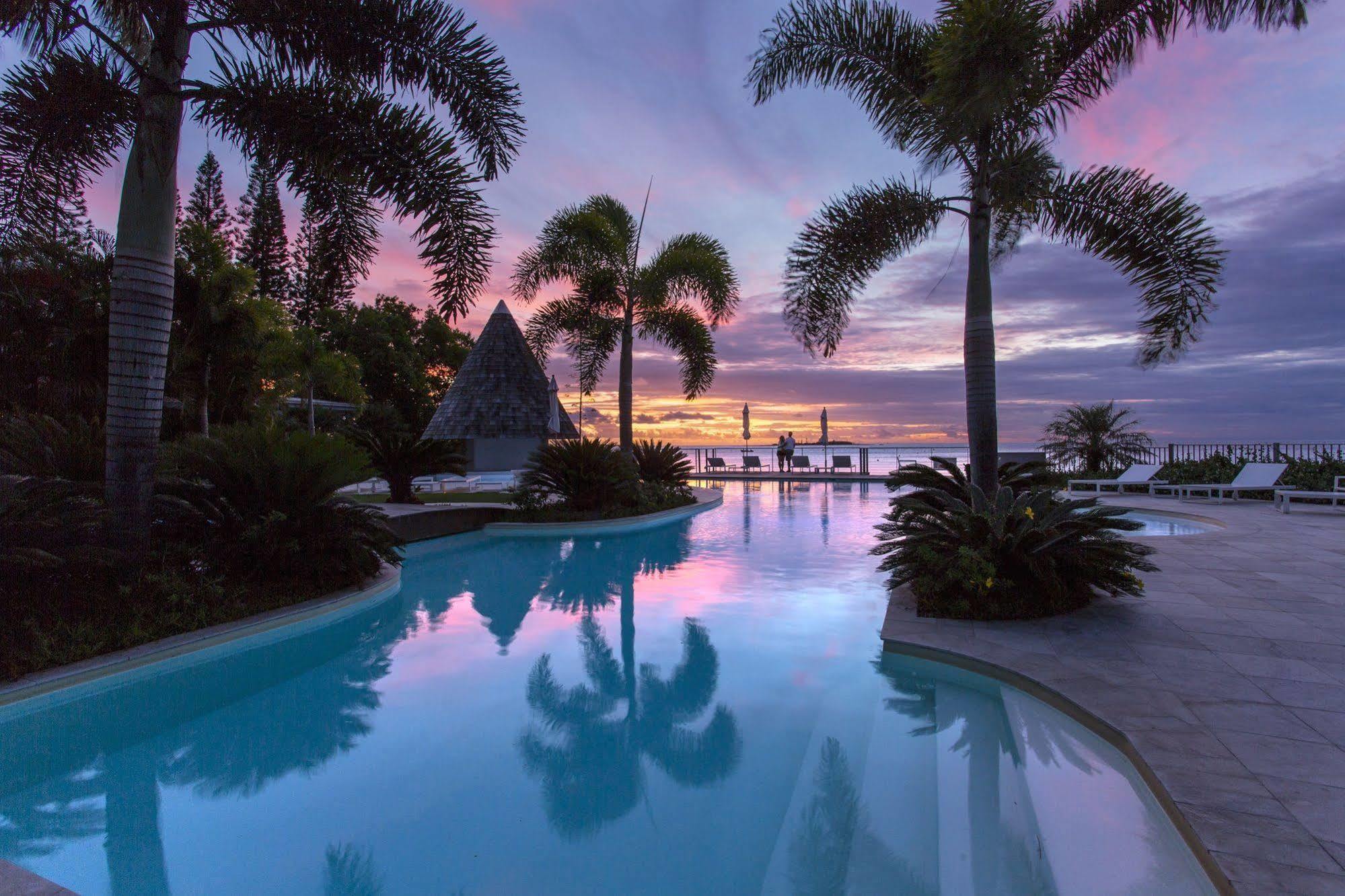 Chateau Royal Beach Resort & Spa, نومْيا المظهر الخارجي الصورة
